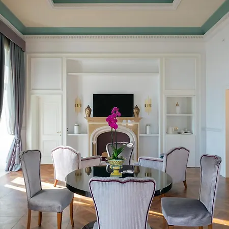Grand Hotel Des Etrangers- The Leading Hotels Of The World-3